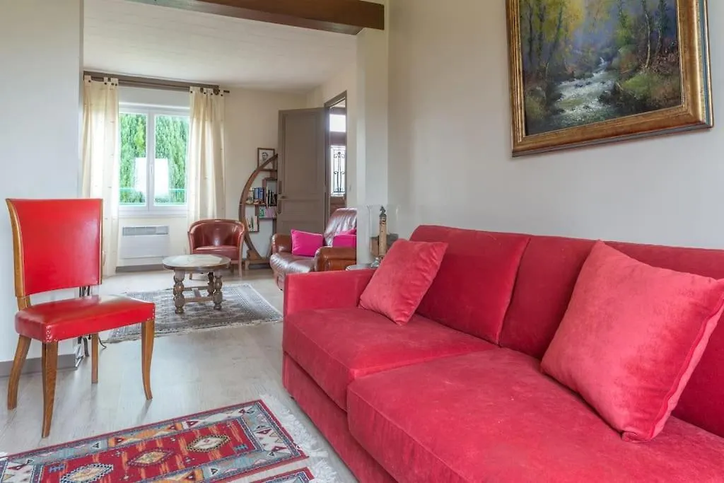 Ti Laouen, Maison Traditionnelle Bretonne Les Brulais