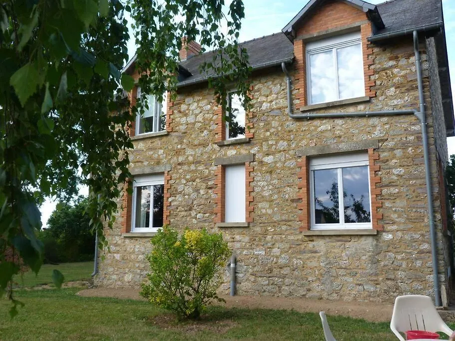 Ti Laouen, Maison Traditionnelle Bretonne Les Brulais 0*,  France
